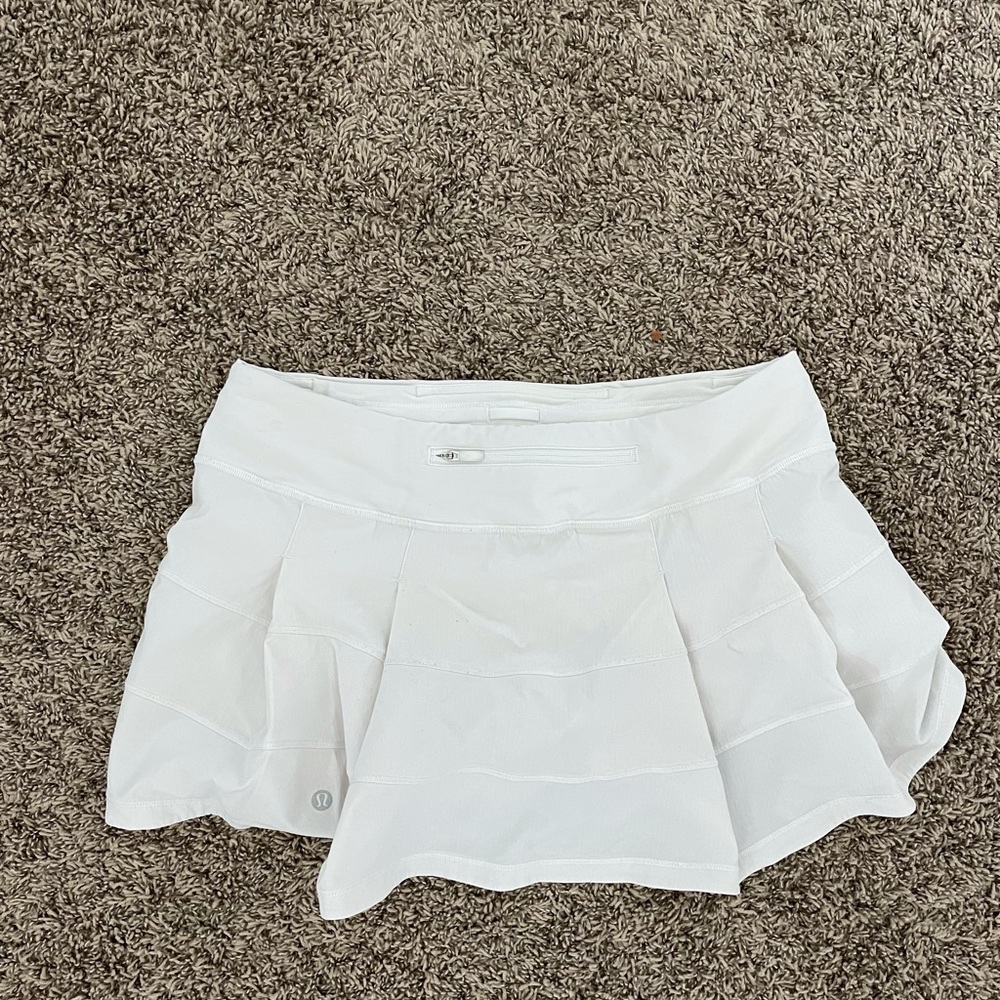 White lulu lemon skirt